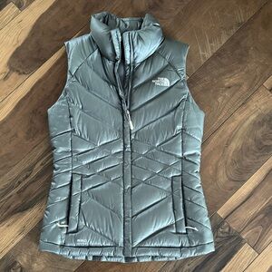 The North Face Women's Silver Quilted Vest